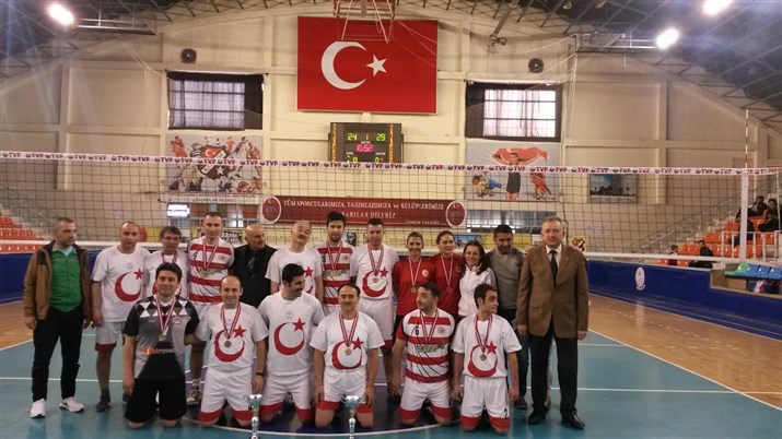 Voleybol için Bir Gün Daha