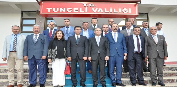 Ceritoğlu, Tunceli’nde İftar Yemeğine Katıldı