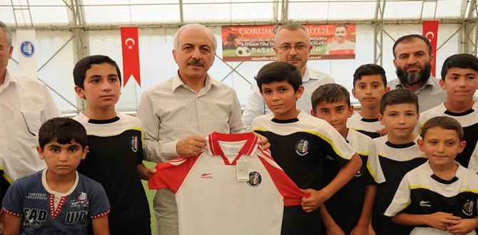 Cami Çocukları Futbol Turnuvası Başladı