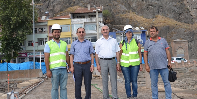 Başkan, Koyunbaba Köprüsünde İncelemede Bulundu