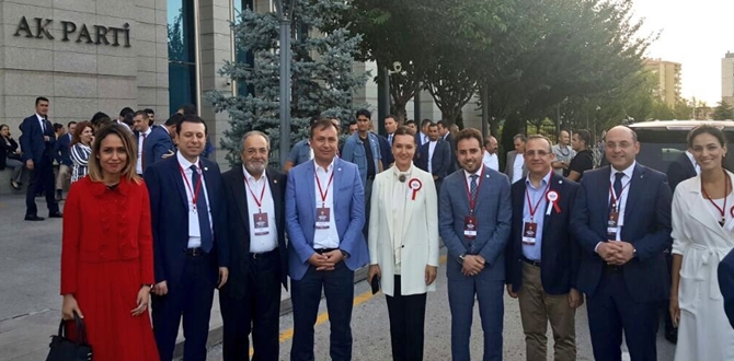 Uslu, AK Parti’nin 15.Yıldönümü Kutlamalarında