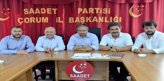 Saadet Partililer Bayramlaştı