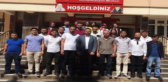 AK Gençlik, Bayramda  Yaşlıları Unutmadı