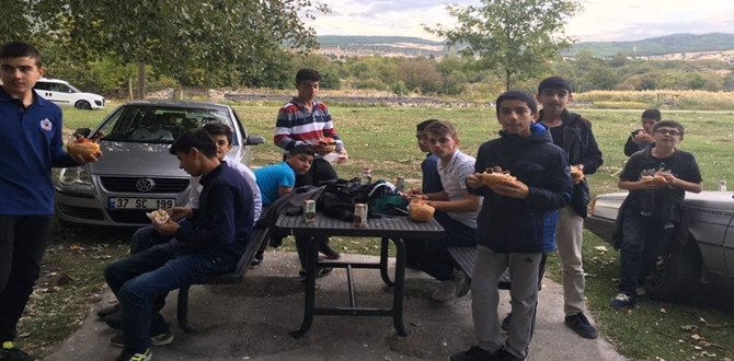 Kargı Fen Lisesi’nden Öğrencilere Hoşgeldin Pikniği