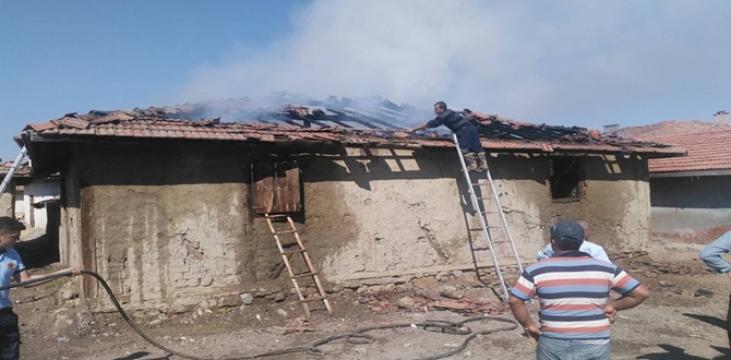 İtfaiyeci Yangına Gitti Şok Oldu