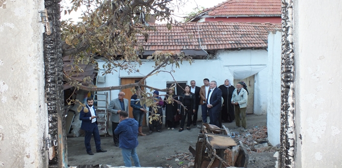 Ceritoğlu’ndan, Evi Yanan Aileye Ziyaret