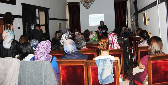 Aile Eğitim Merkezleri’nde Şizofreni Semineri