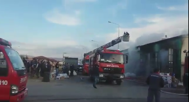 Sanayi Sitesi’nde Bulunan İşyerinde Yangın Çıktı