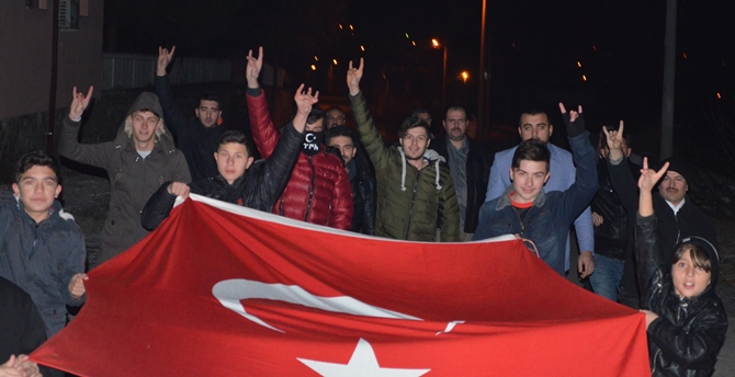 Ülkücülerden ‘’Polisimizin Yanındayız’’ Yürüyüşü