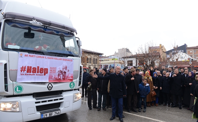 AK Kadınlar Dualarla Uğurladılar