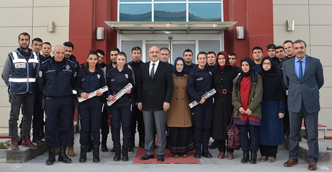 Büyük,’Polisimizle Yanyana ve Omuz Omuzayız’