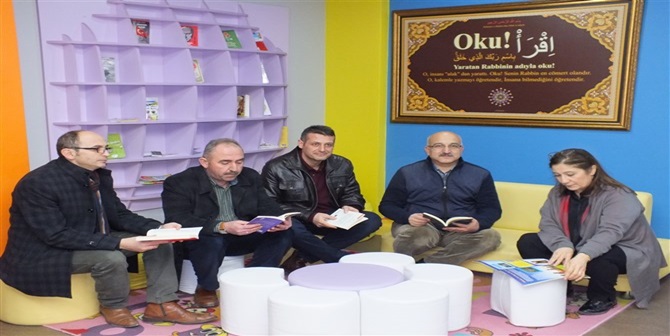 Ceritoğlu, Z Kütüphanelerini Gezdi