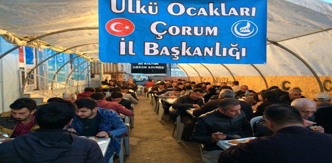 Ülkü Ocakları’ndan Her Gün İftar Yemeği