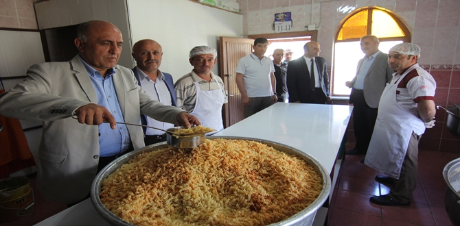 Osmancık Belediyesinden Evlere İftar ve Sahur