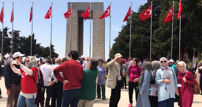 Tarihe Yolculukta Engel Tanımadılar