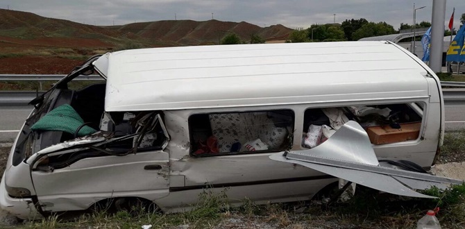 Çorum’da Trafik Kazası: 4 Yaralı