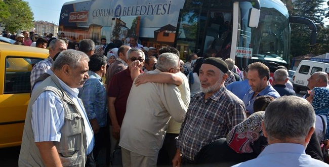 Hacı Adayları Dualarla Uğurlandı