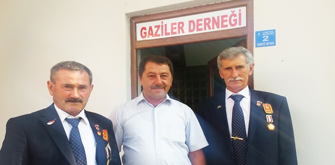 Şahin’den Gazilere Anlamlı Ziyaret