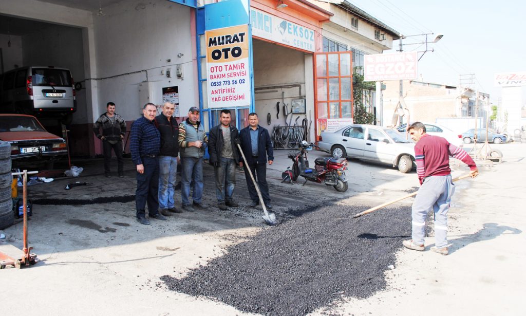 Sanayide Bozulan Yollar Tamir Edildi