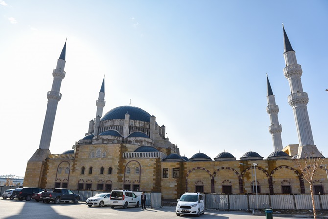 Abdulhamidhan Camii’nde İlk Cuma