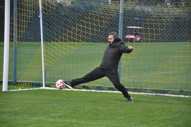 Külcü, Kaleye Geçti ve Golü Yedi