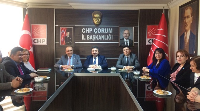 İyi Parti İlk Ziyaretini CHP’ye Yaptı