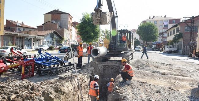 Cengiz Topel’de Hummalı Çalışma