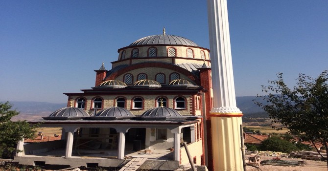 Camii İnşaatı Yardım Bekliyor