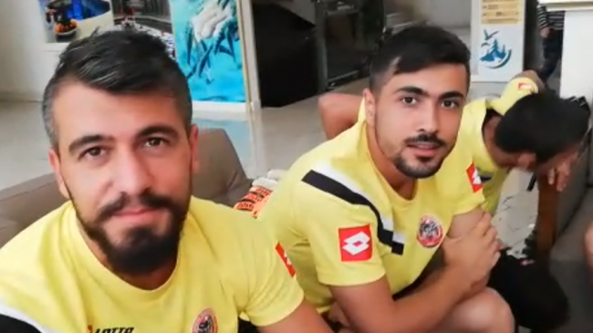 Futbolculardan Anlamlı Video