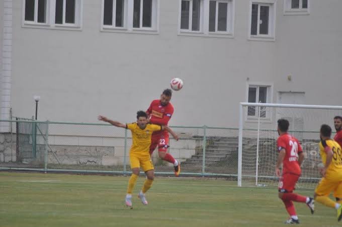 Bayburt İÖİ : 2 Çorum Belediyespor: 1