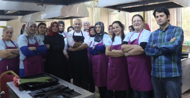 Azime Çiftçi Glutensiz Yiyecek Yaptı