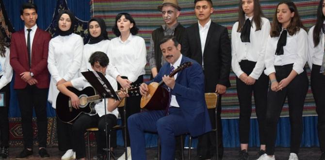 Kaymakam Hem Çaldı Hem Söyledi