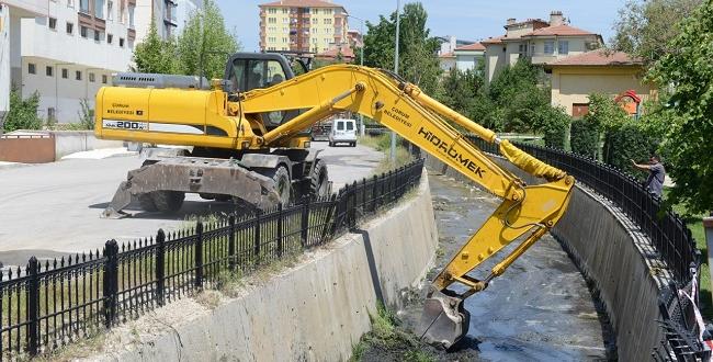 Melikgazi Deresi Temizlendi