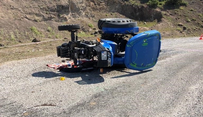 Çorum’da Traktör Devrildi: 1 Ağır Yaralı