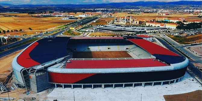 Bakanlık Yetkilileri Stadyum İçin Geliyor