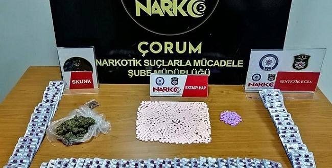 Cezaevinden Çıktılar, Hap Satarken Yakalandılar