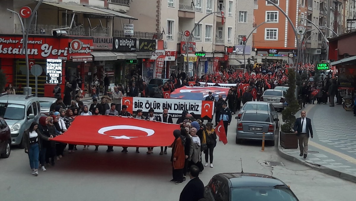 Sungurlu Şehitlerimiz ve Mehmetçik İçin Yürüdü