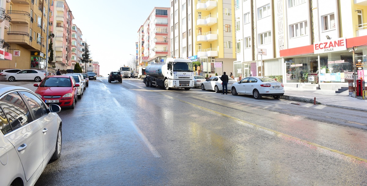 Cadde ve Sokaklar Gıcır Gıcır