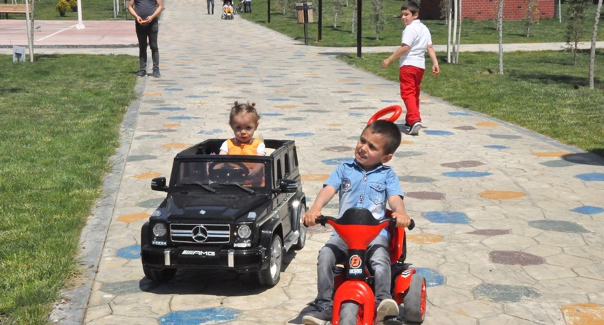 40 Gün Sonra Dışarıya Çıktılar