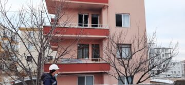 Apartmanda Çıkan Yangın Korkuttu