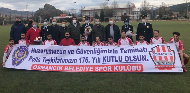 Osmancık’ta Polise Pankartlı Kutlama