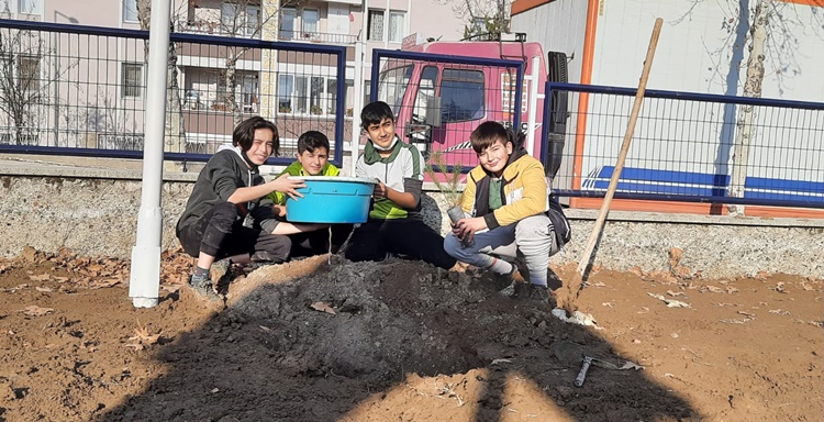 Öğrenciler Uygulamalı Olarak Su Tasarrufunu Öğrendi