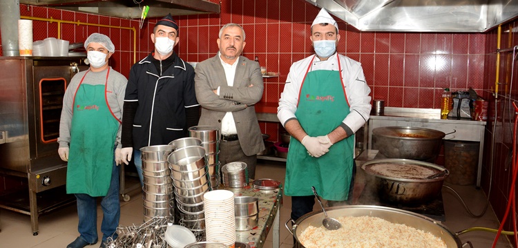 Günlük 70 Haneye Sıcak Yemek!