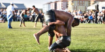 Ünlü Pehlivanlar Çorum’da Güreşecek