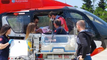 ‘Parmak Bebek’ İçin Ambulans Helikopter Geldi