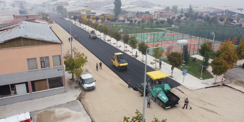 Sanayi Sitesi 6.Cadde’nin Asfaltı Yenileniyor