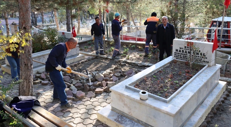 Sungurlu Şehitliği Yenileniyor