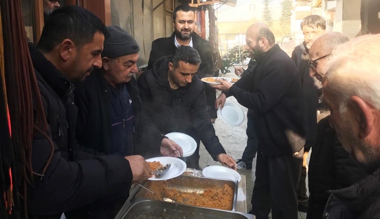 Genç Başkandan Vefa Örneği!