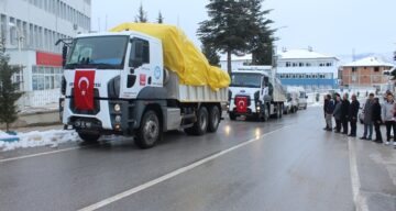 Ortaköy’den Deprem Bölgesine Yardım Malzemesi