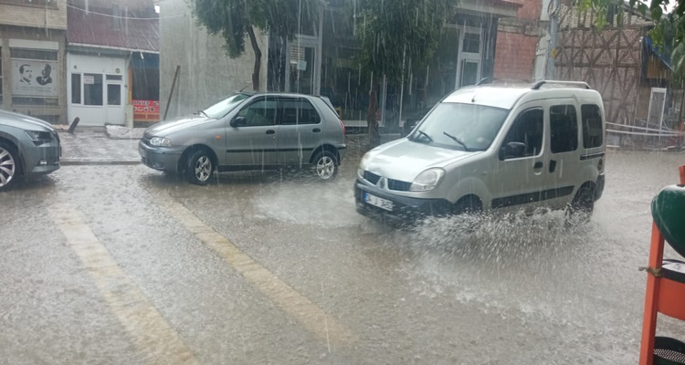 Çorum’un Kargı İlçesinde Sağanak Etkili Oldu